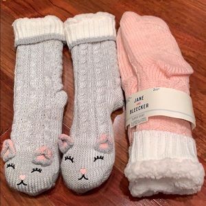 2 pairs of Slipper socks!